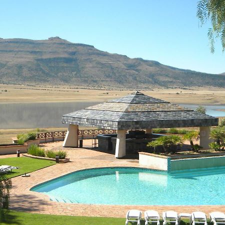 Black Mountain Leisure And Conference Hotel Groothoek Экстерьер фото