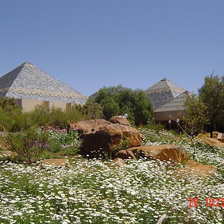 Black Mountain Leisure And Conference Hotel Groothoek Экстерьер фото