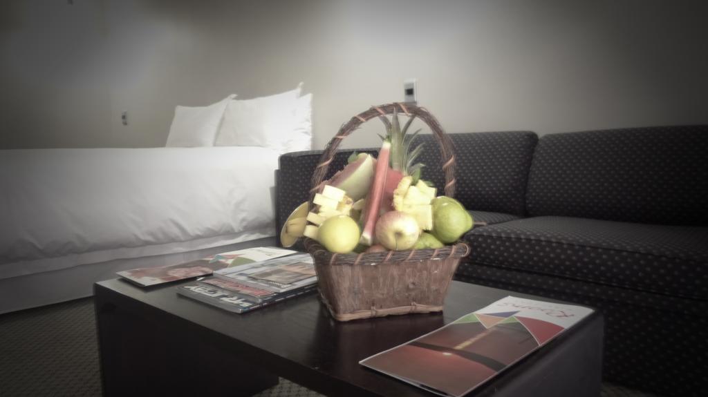 Black Mountain Leisure And Conference Hotel Groothoek Экстерьер фото