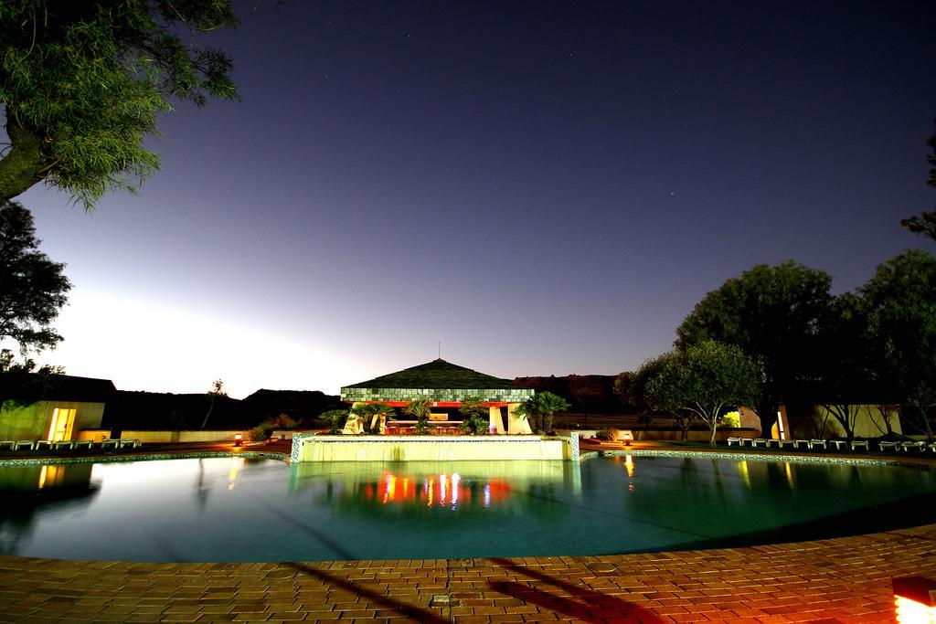 Black Mountain Leisure And Conference Hotel Groothoek Экстерьер фото